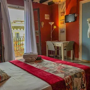 la-isla-hostal.topbarcelonahotels.com/
